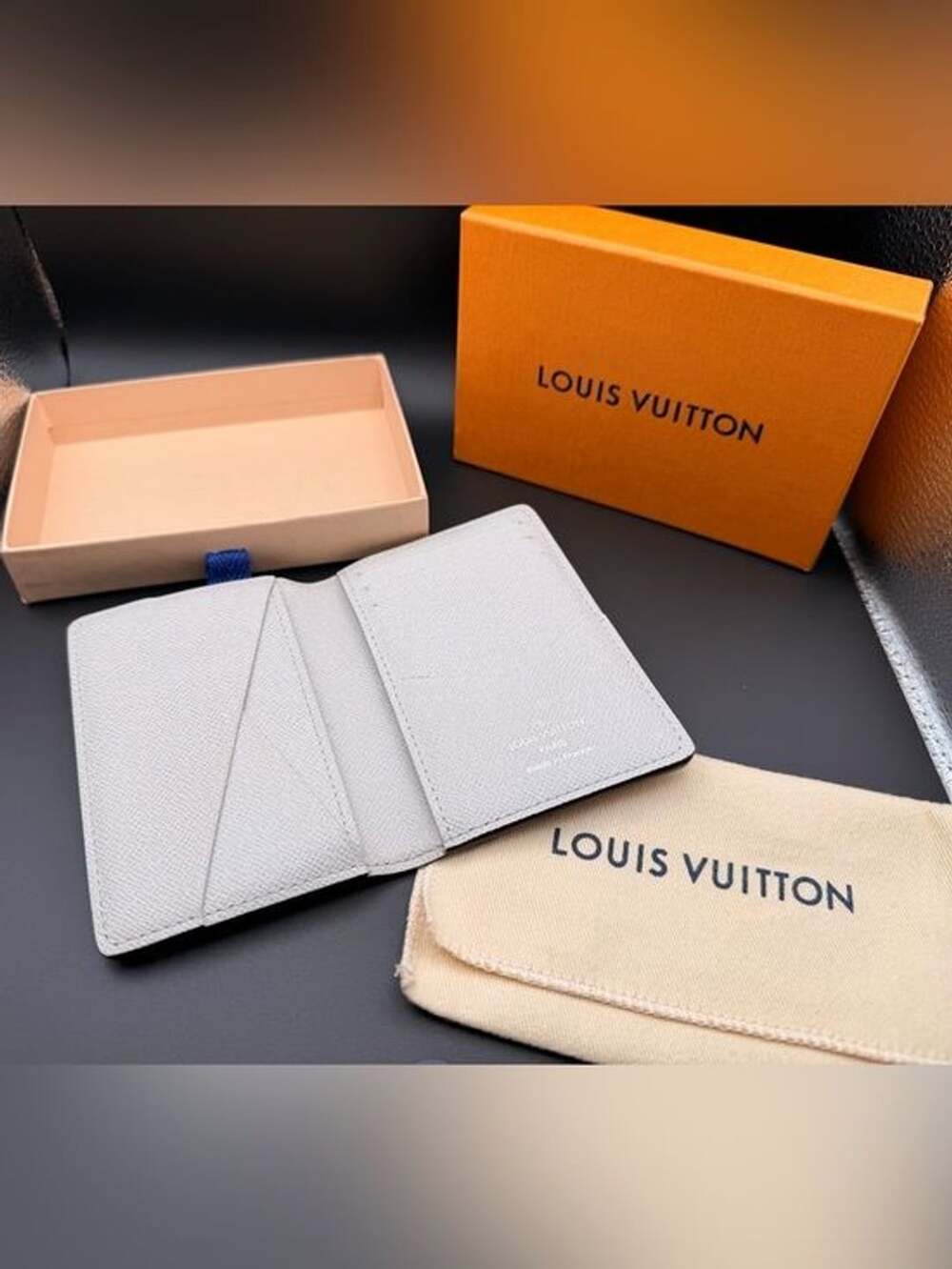 Louis Vuitton Taigarama Pocket
Organizer in Optic White - Picture 2 of 11